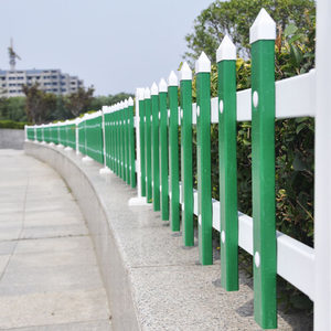 送立柱PVC塑钢护栏 庭院花园的理想围栏选择
